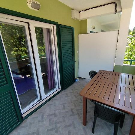 Apratman Uvala Duboka Kruscica Apartment Kruscica  Exterior photo